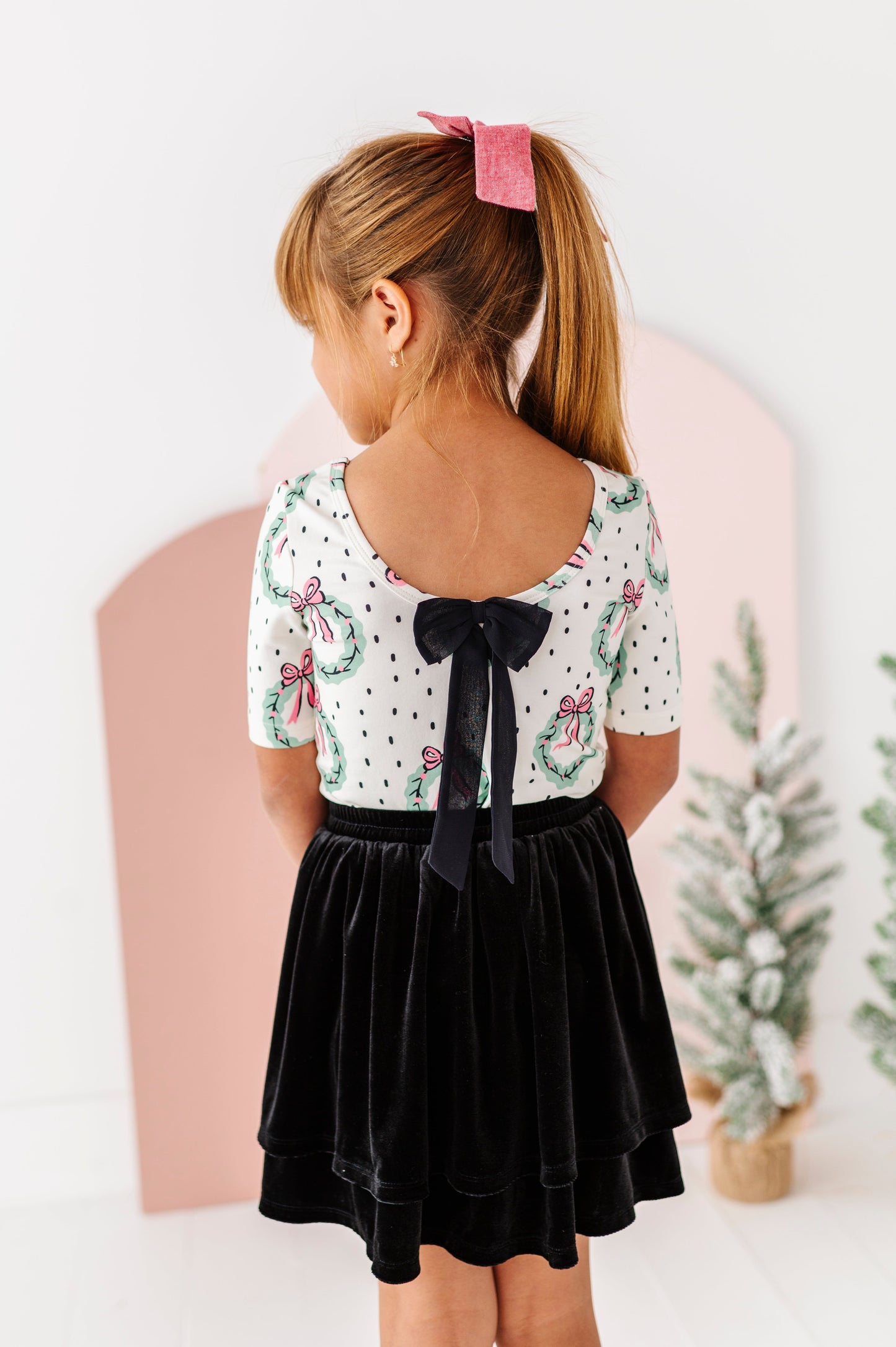 Girly Wreath Scoop Back Tee