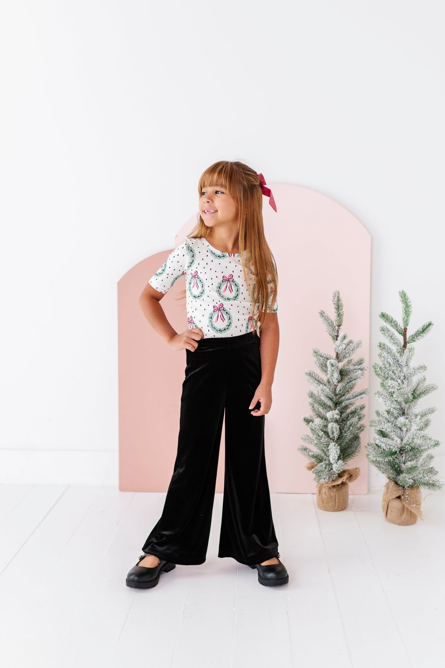Girly Wreath Scoop Back Tee