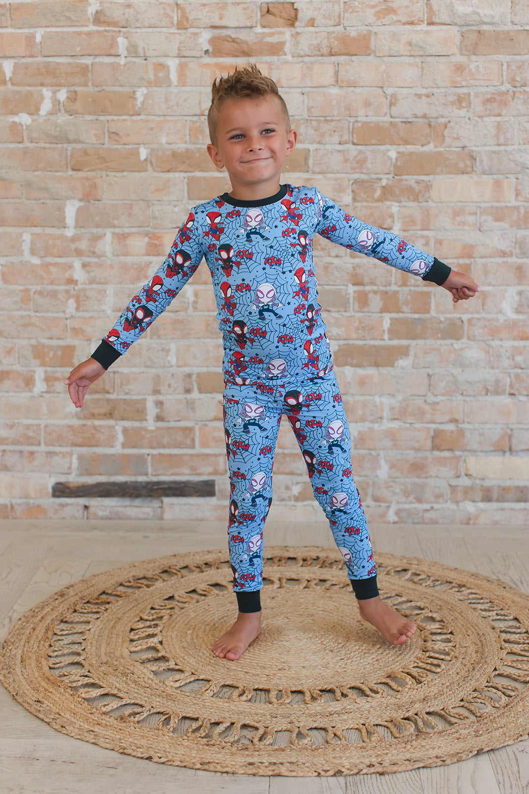 Webs UP 2-Piece Pajama Set
