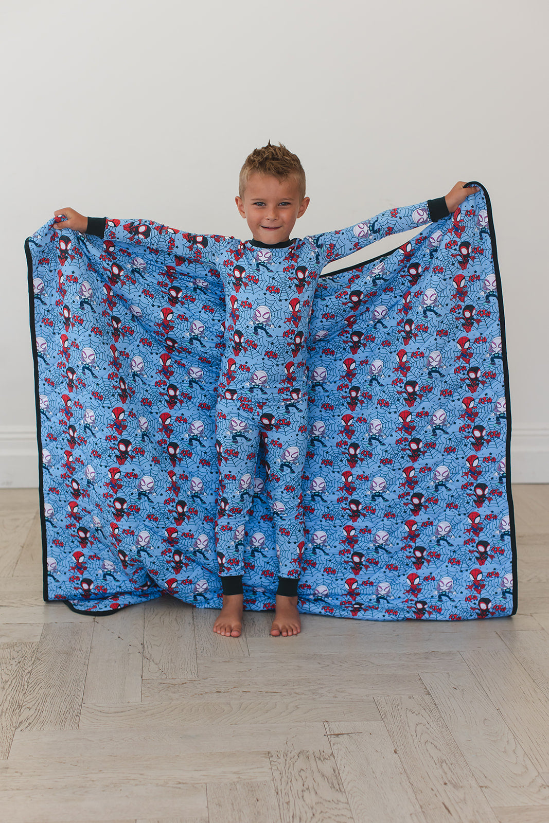 Webs UP 2-Piece Pajama Set