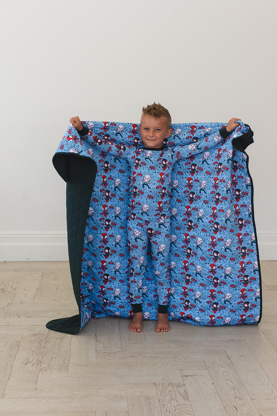 Webs UP 2-Piece Pajama Set