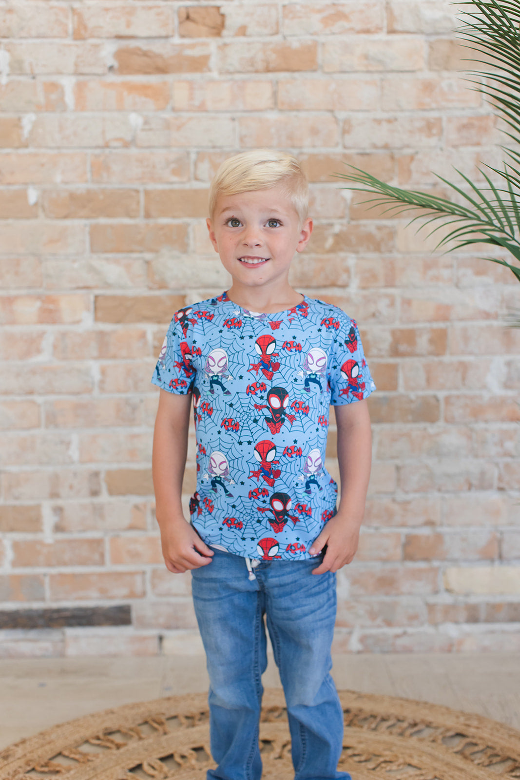 Webs UP Everyday Tee