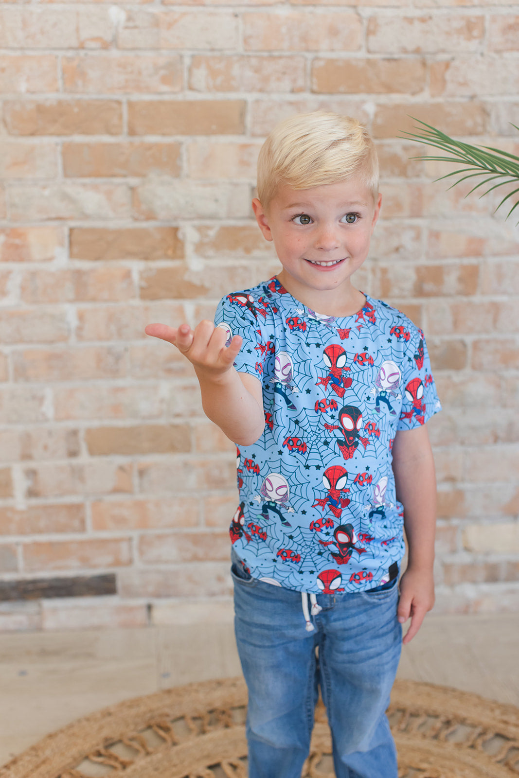 Webs UP Everyday Tee