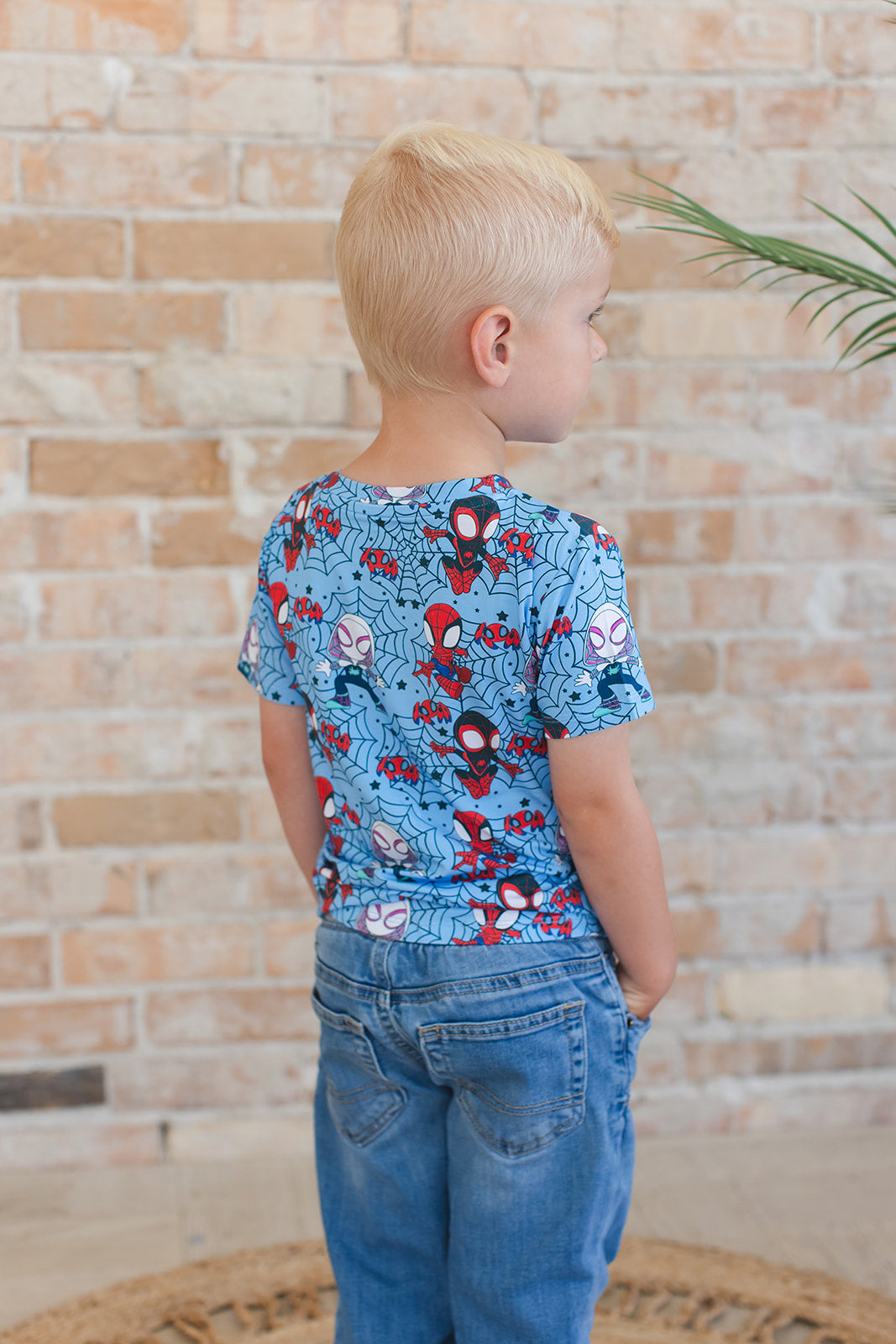 Webs UP Everyday Tee