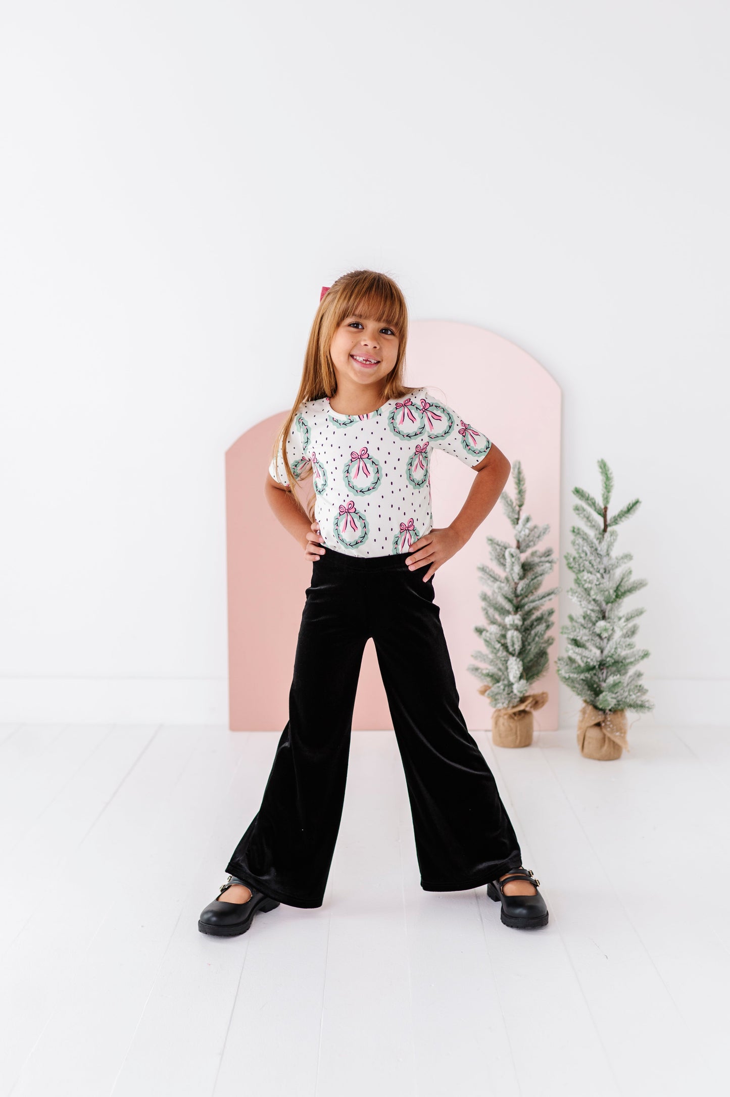 Girly Wreath Scoop Back Tee