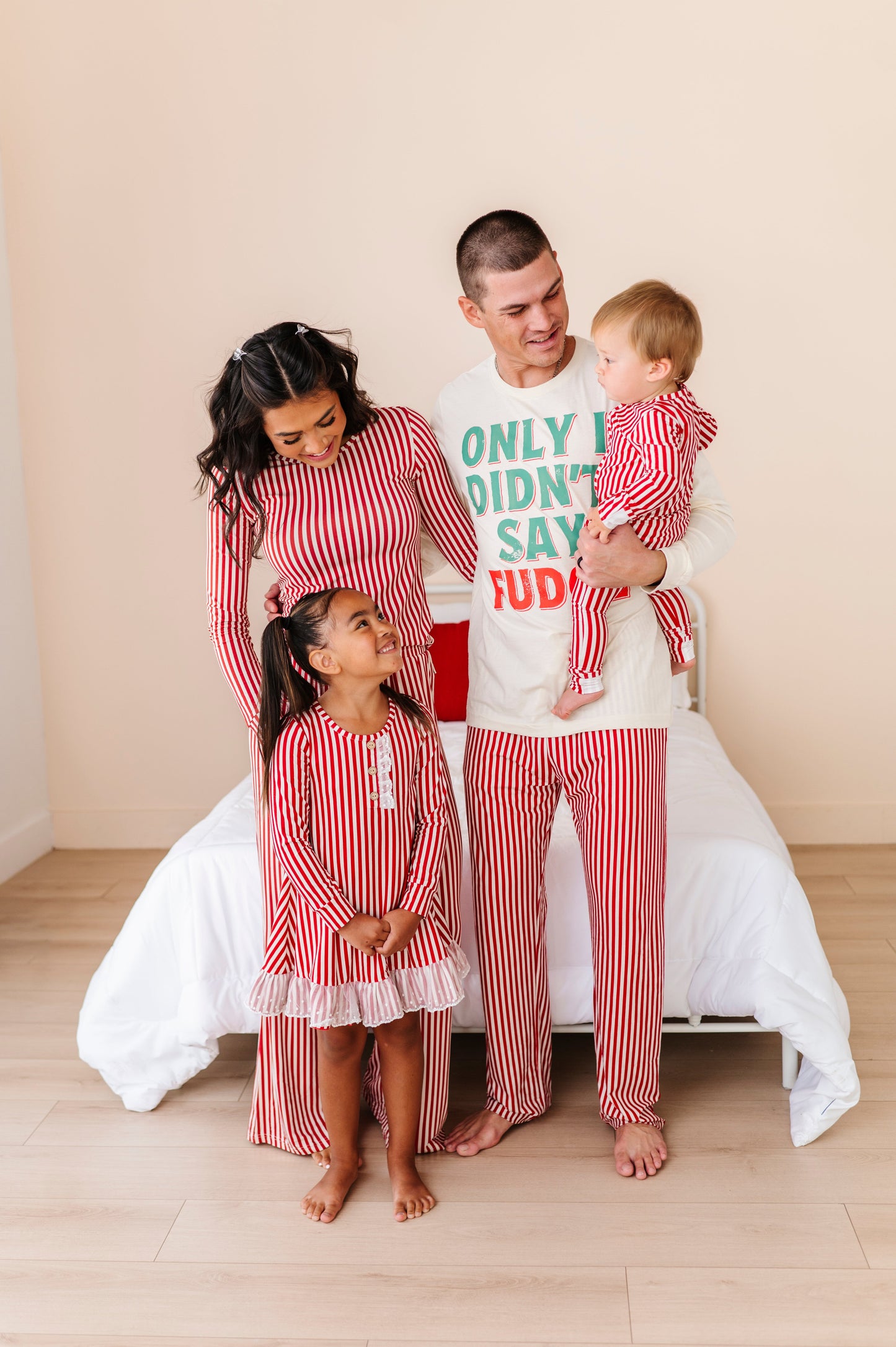 Red Stripes | NIGHTGOWN