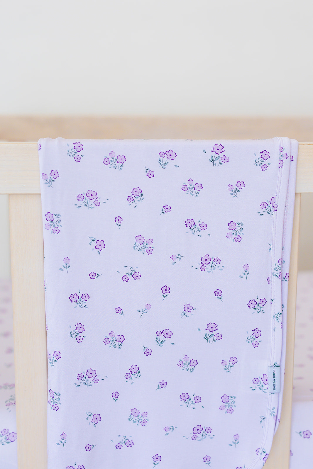 Aisley Lightweight Blanket