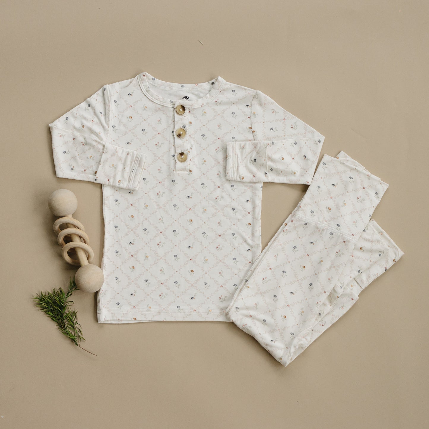 Vintage Blooms 2-Piece Henley Bamboo Pajamas