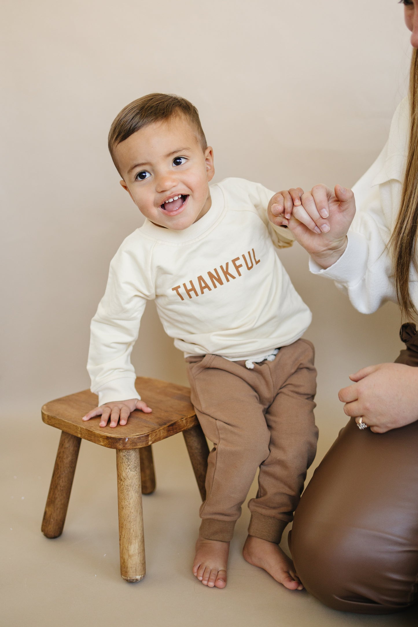 Thankful Organic Cotton Crewneck Sweatshirt - Cream or Brown