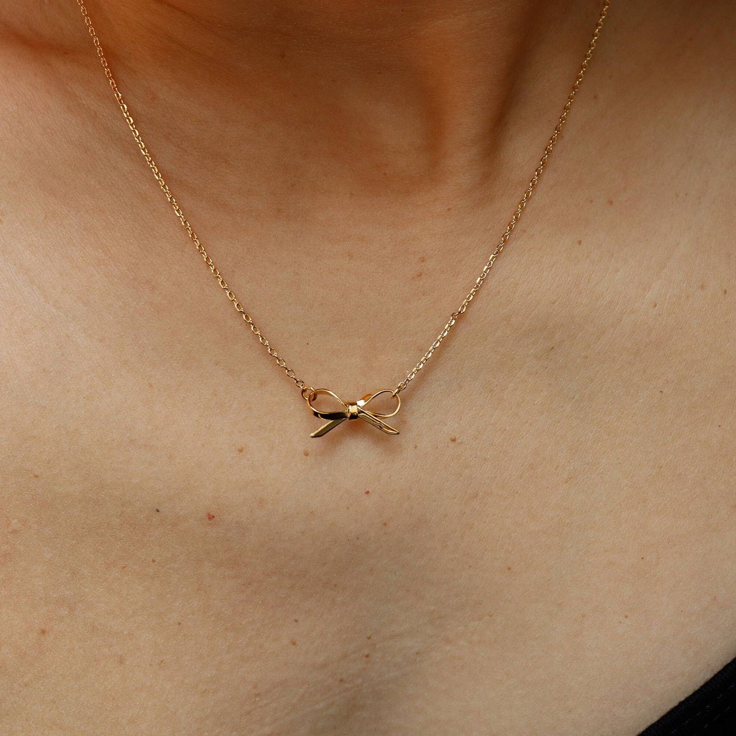 Golden Promise Bow Necklace