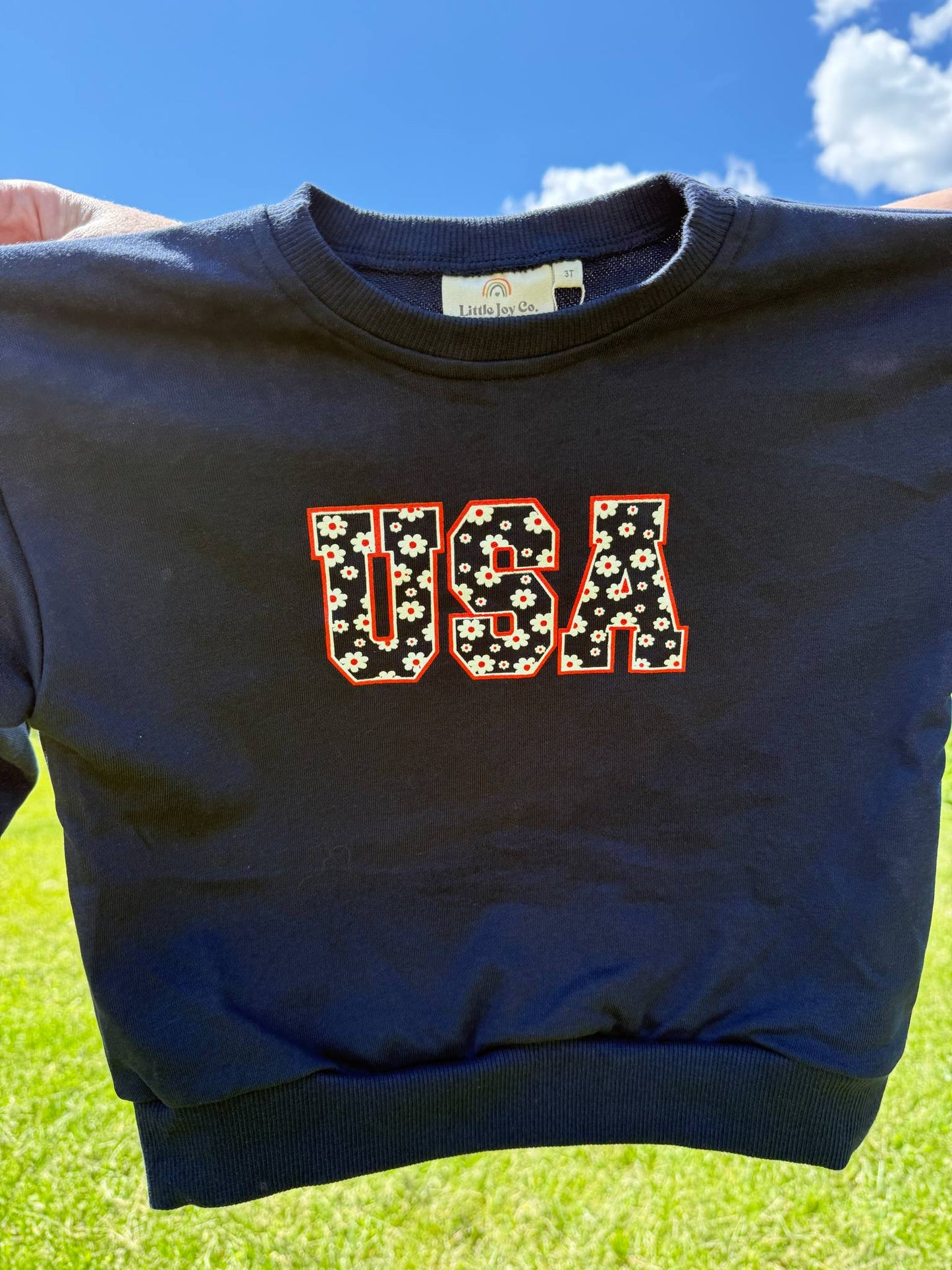 USA Daisy Crewneck Sweatshirt