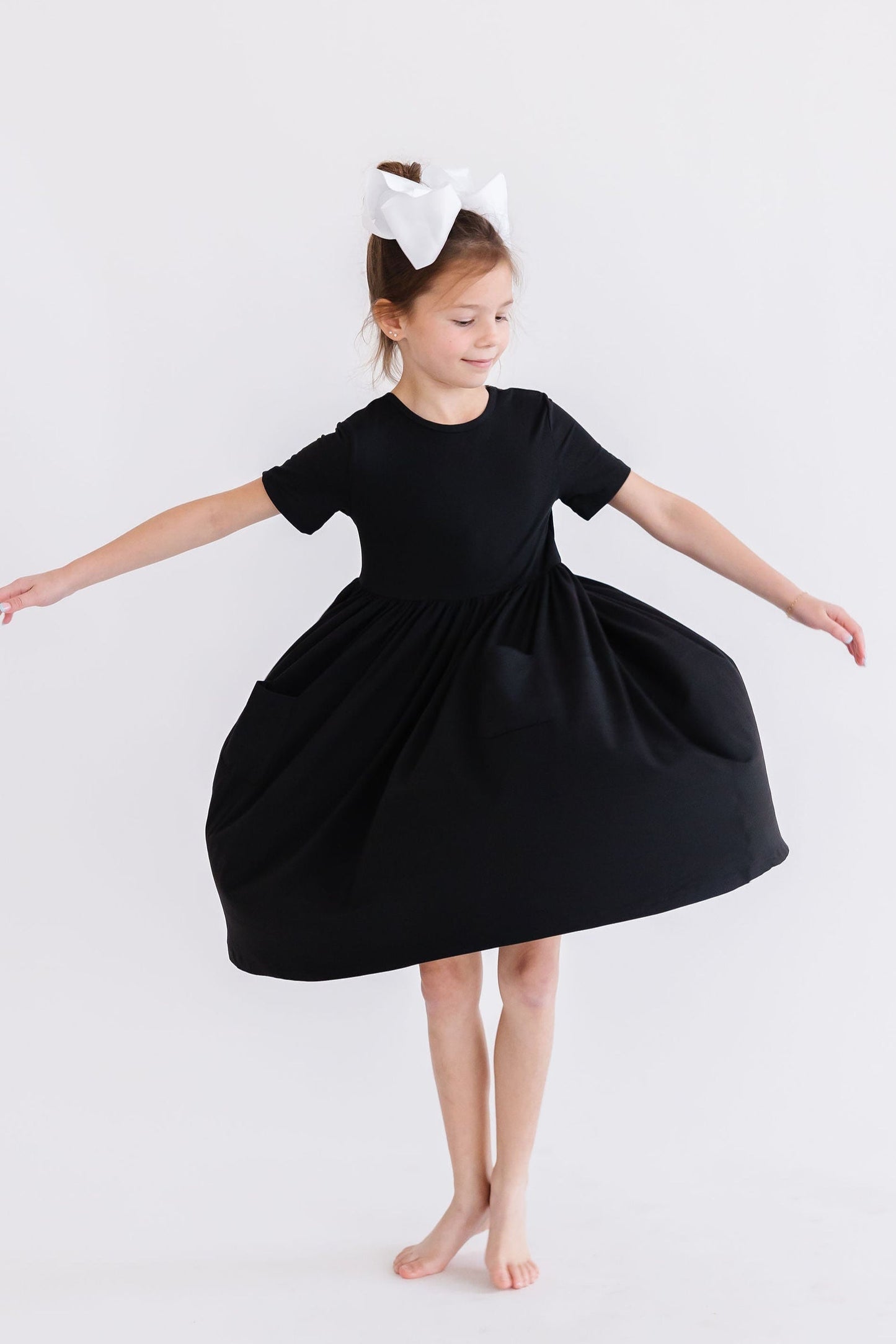 Black Short Sleeve Pocket Twirl Dress