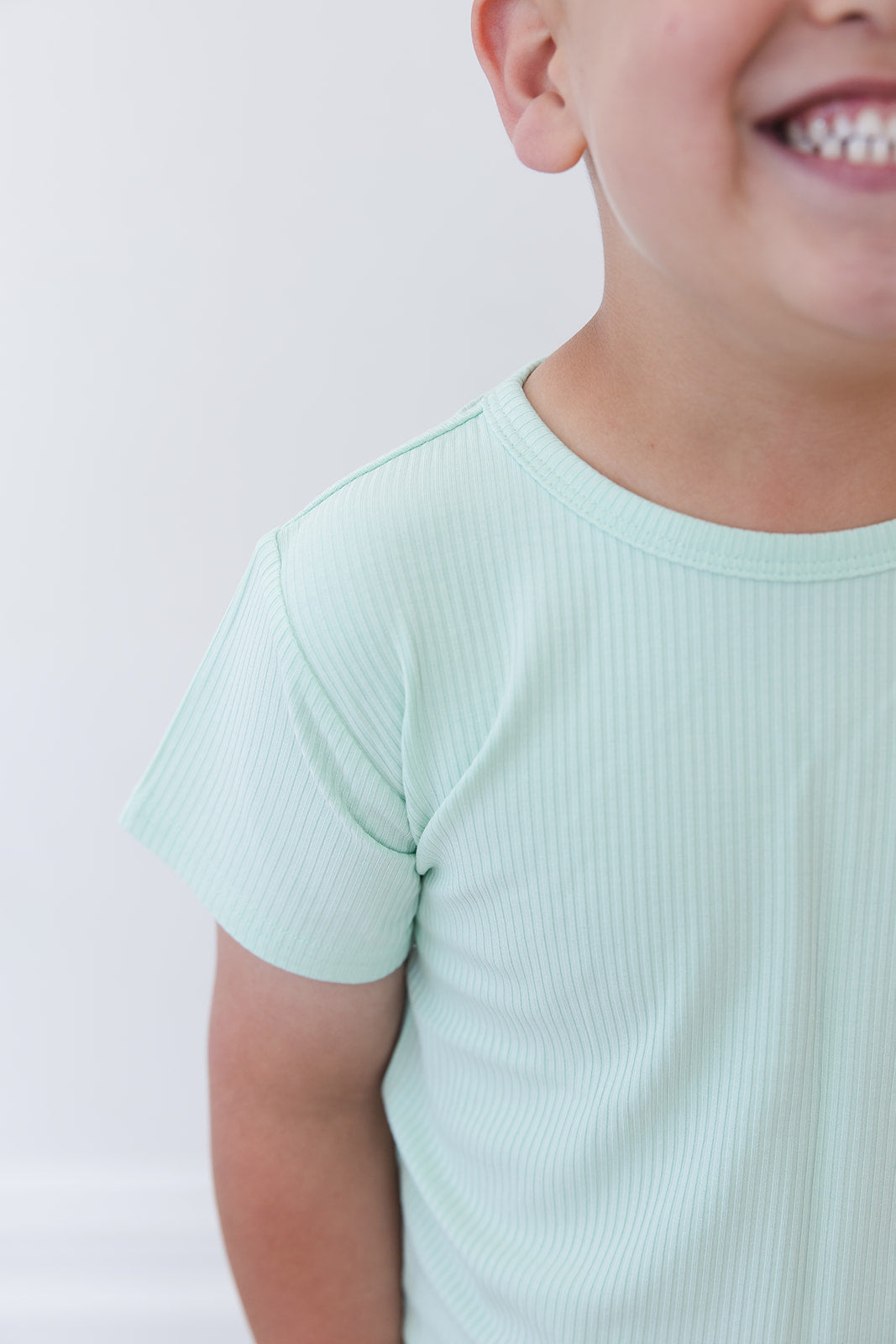 Lion Around Ribbed Pocket Short Set