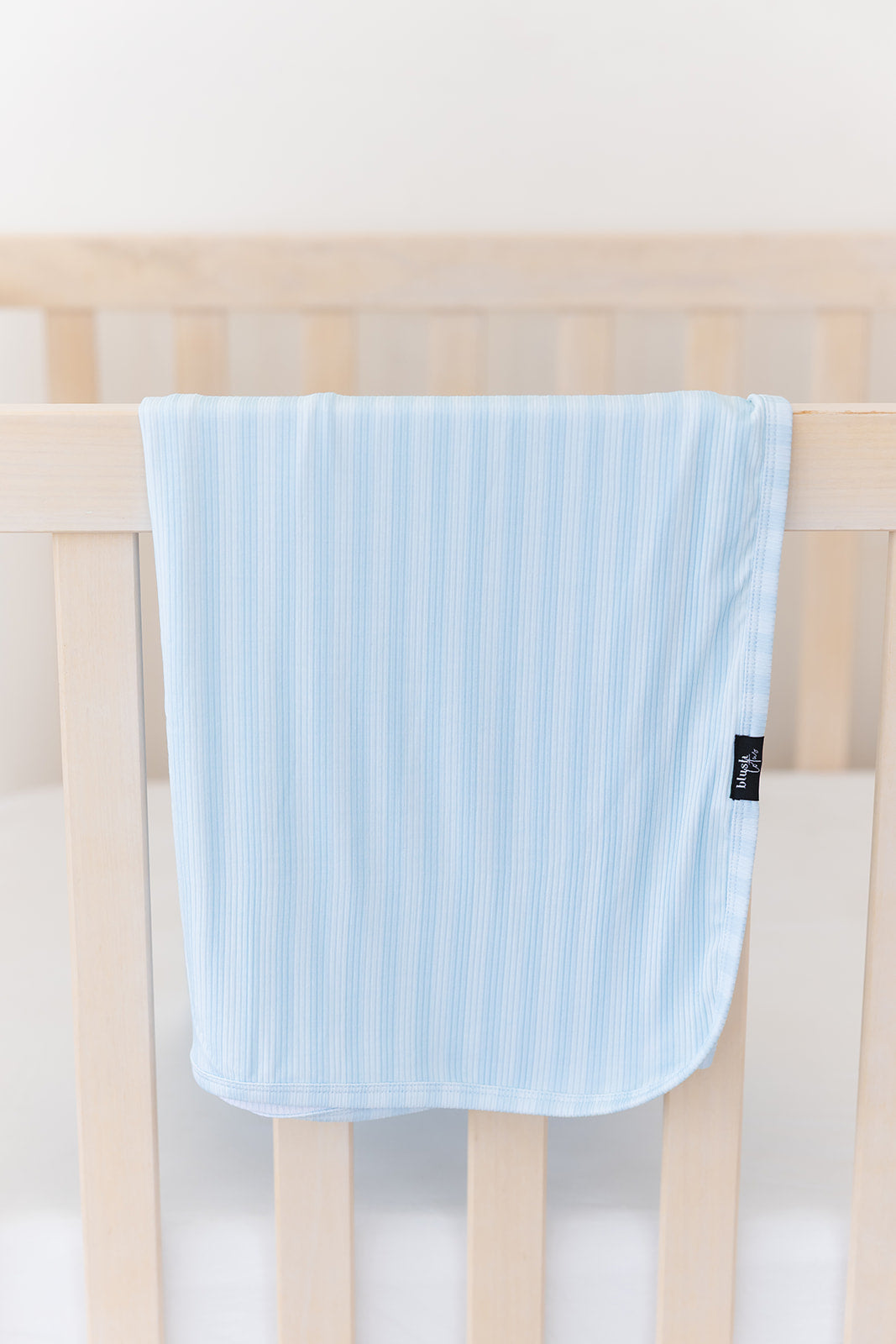 Oliver Ribbed Lightweight Blanket