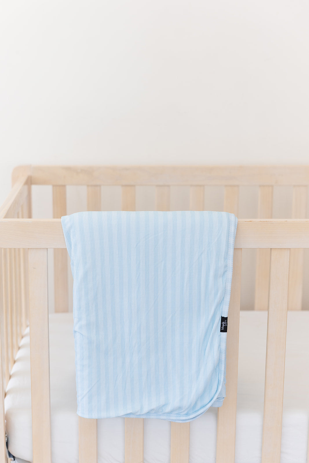Oliver Ribbed Plush Blanket