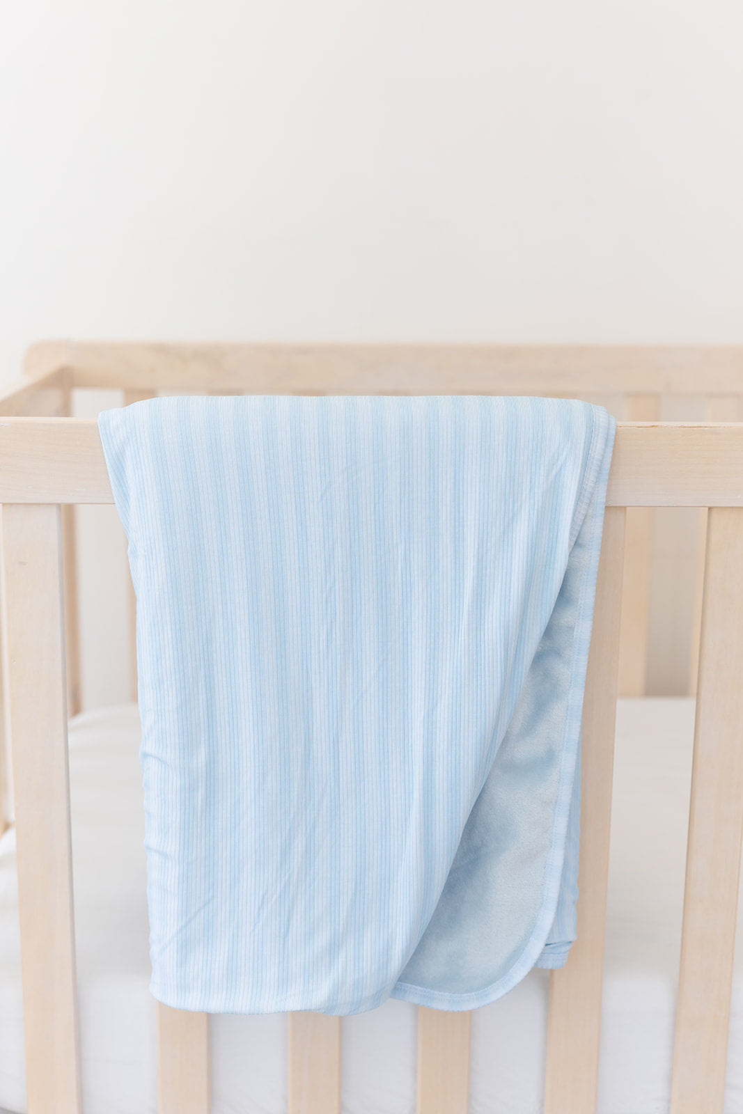 Oliver Ribbed Plush Blanket