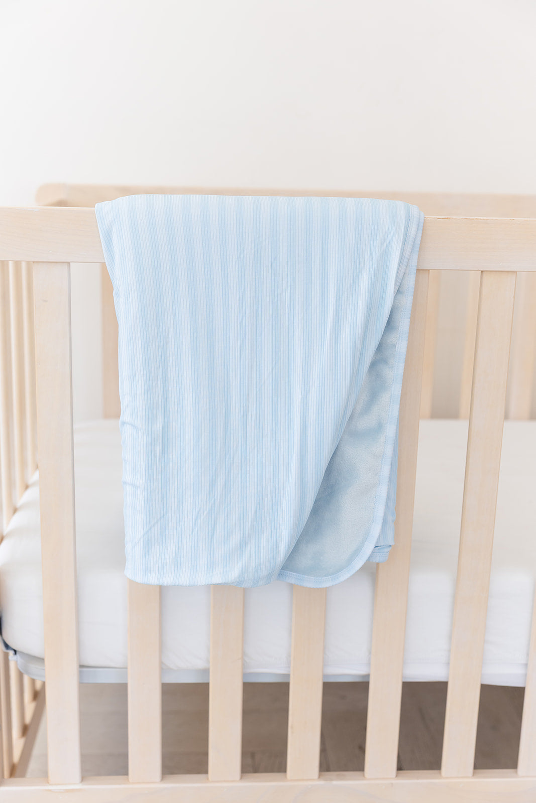 Oliver Ribbed Plush Blanket