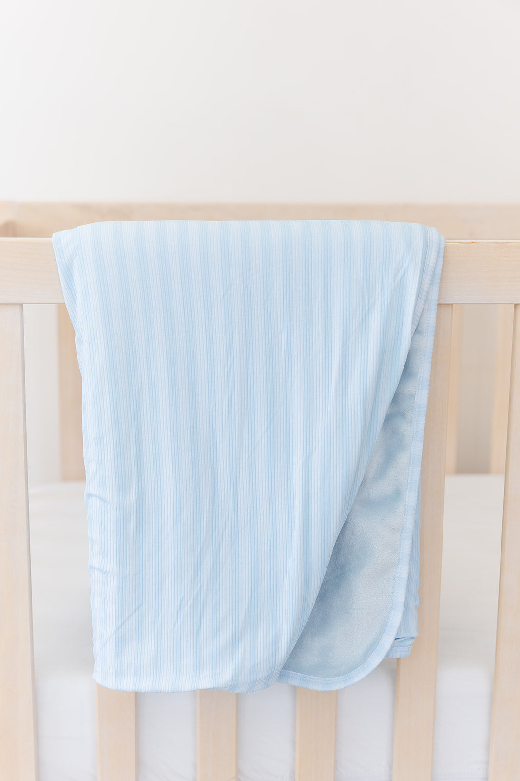 Oliver Ribbed Plush Blanket