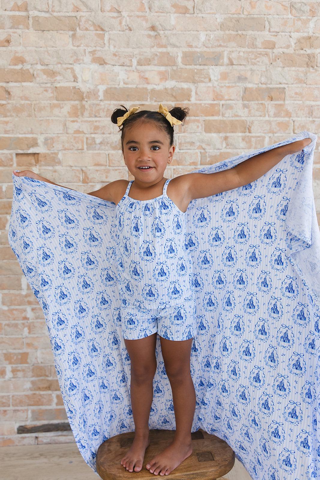 Ever After Ribbed Lightweight Blanket