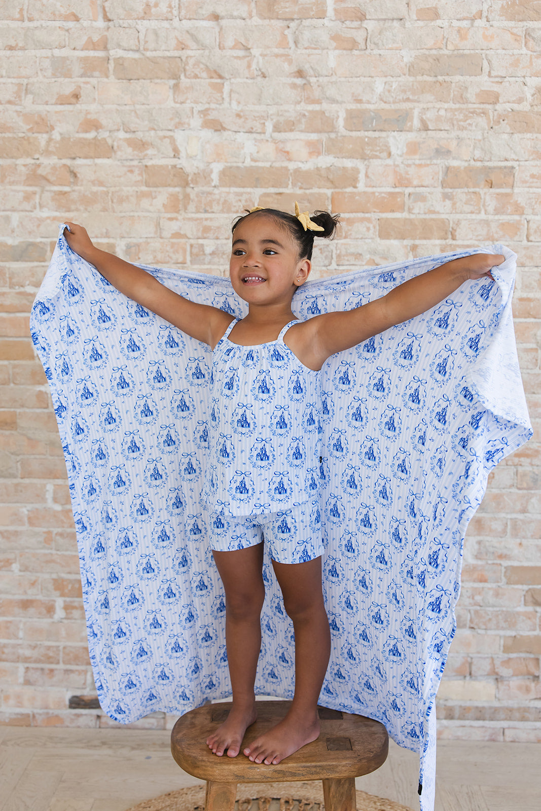 Ever After Ribbed Lightweight Blanket