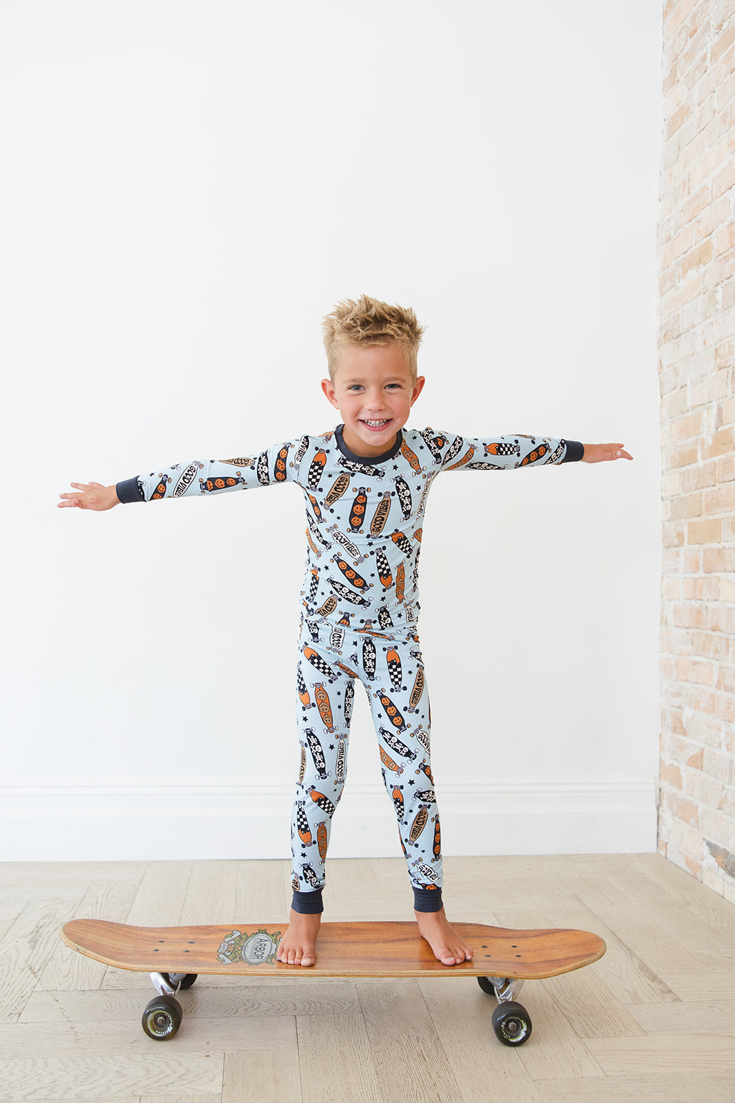 Aleister 2-Piece Pajama Set