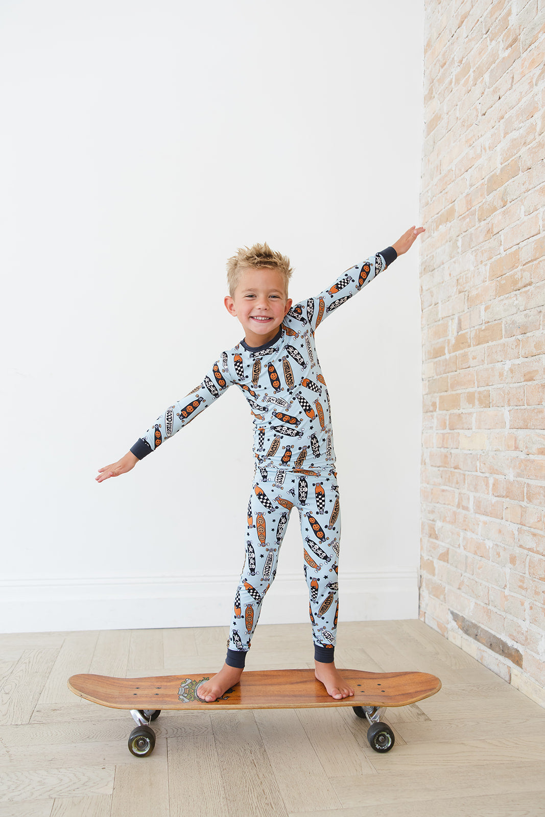 Aleister 2-Piece Pajama Set