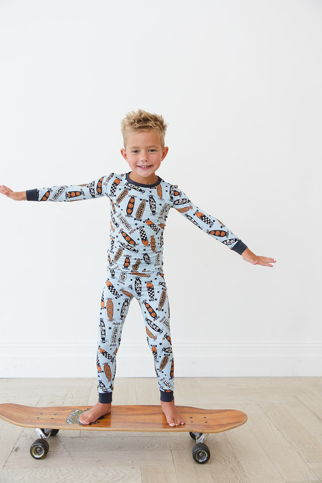Aleister 2-Piece Pajama Set