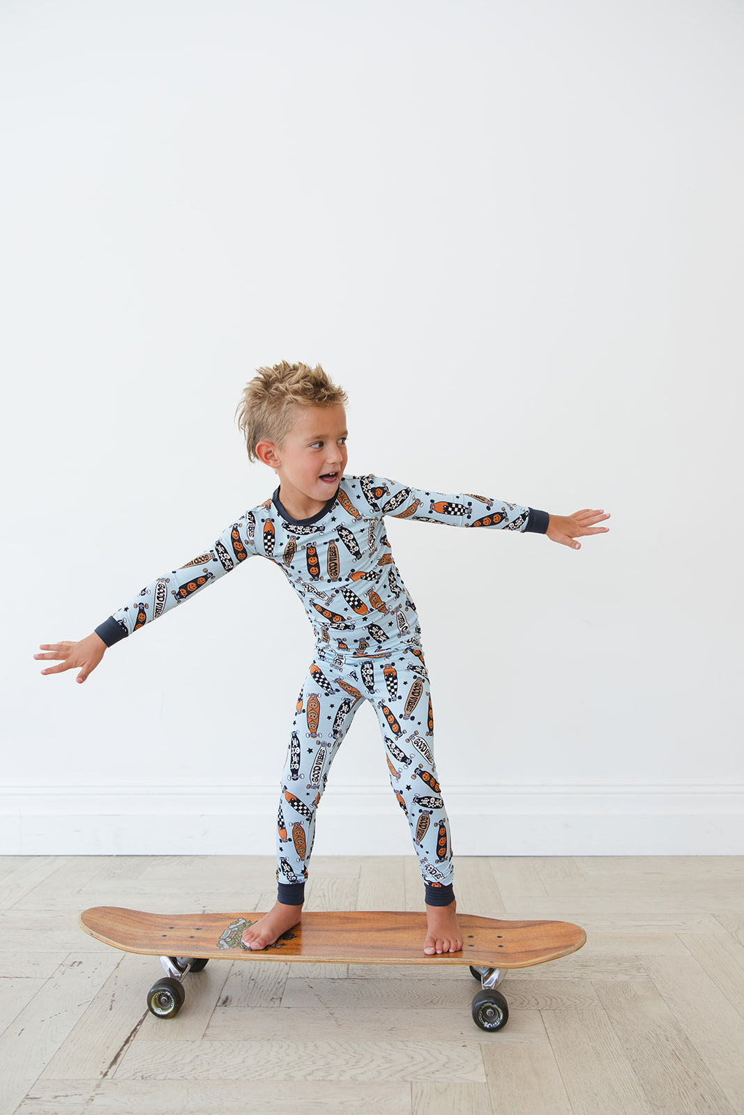 Aleister 2-Piece Pajama Set