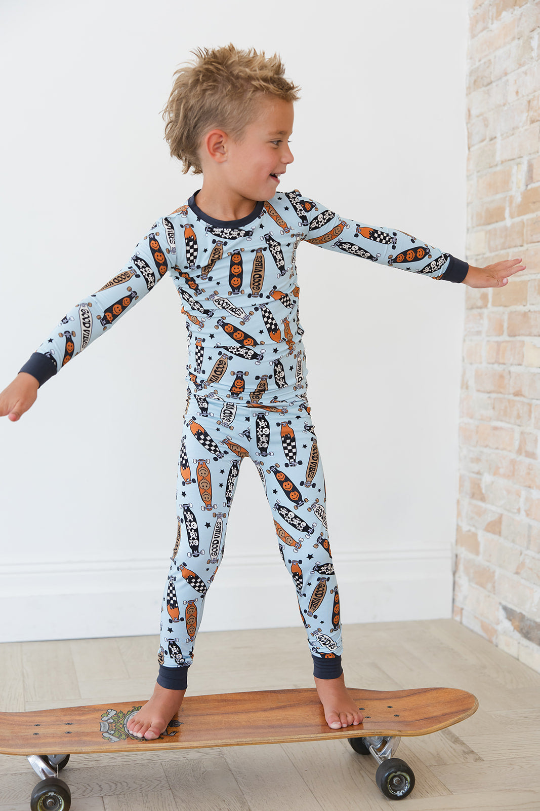 Aleister 2-Piece Pajama Set