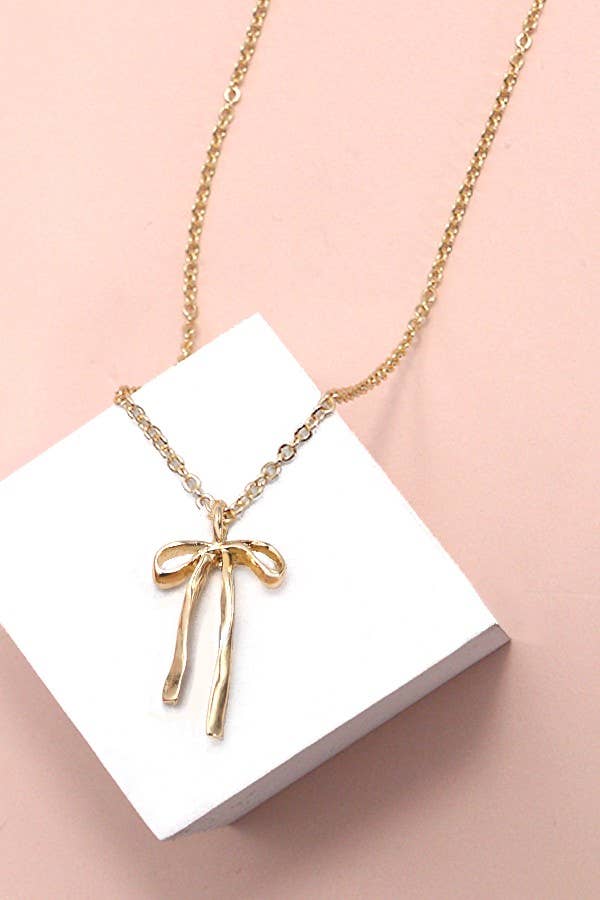 Golden Grace Ribbon Necklace