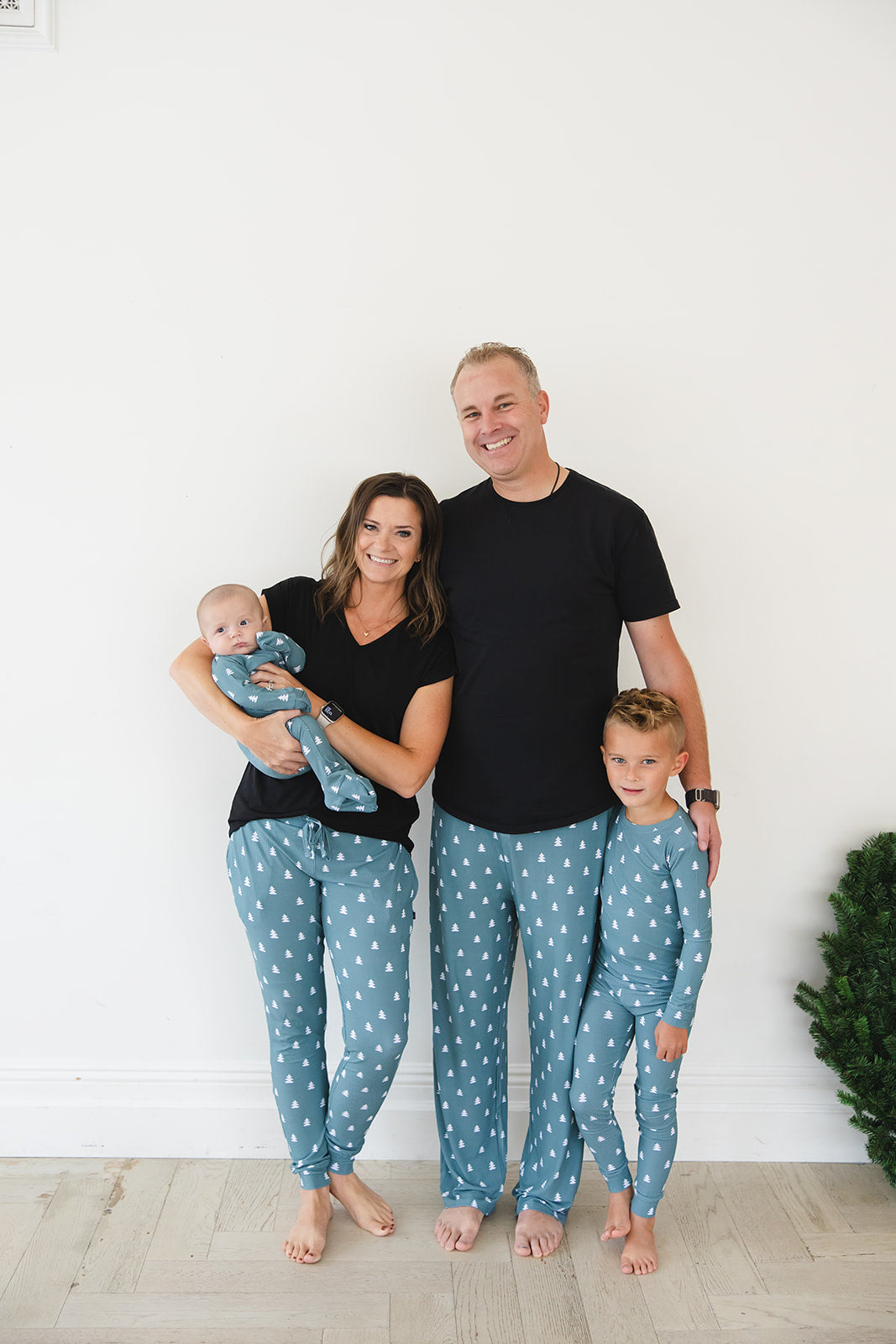 Northern Pine Ribbed 2-Piece Pajama Set