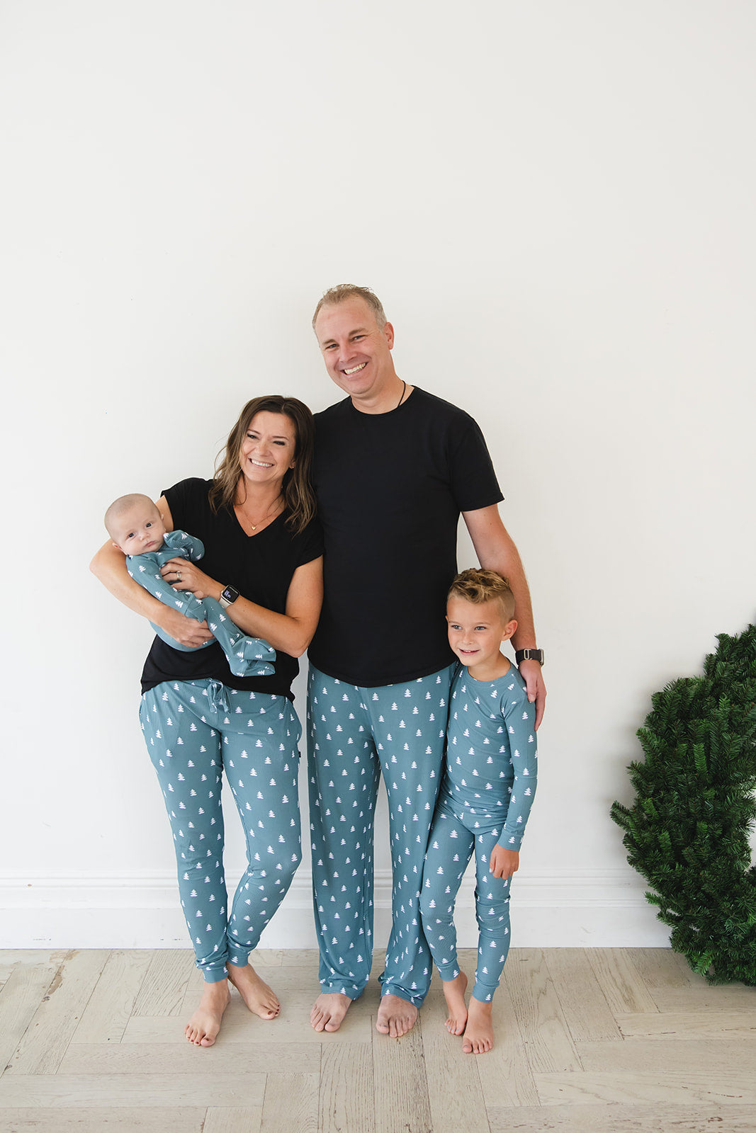 Northern Pine Ribbed 2-Piece Pajama Set