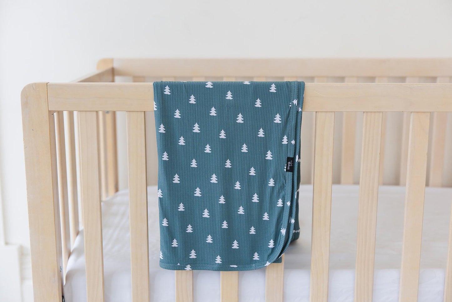 Northern Pine Ribbed Lightweight Blanket