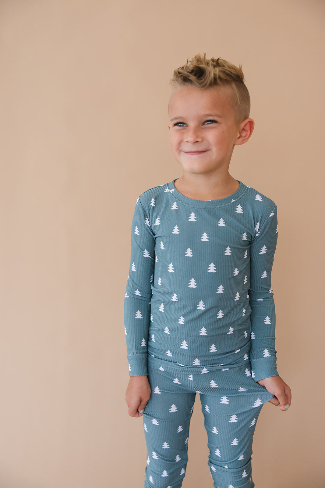 Northern Pine Ribbed 2-Piece Pajama Set