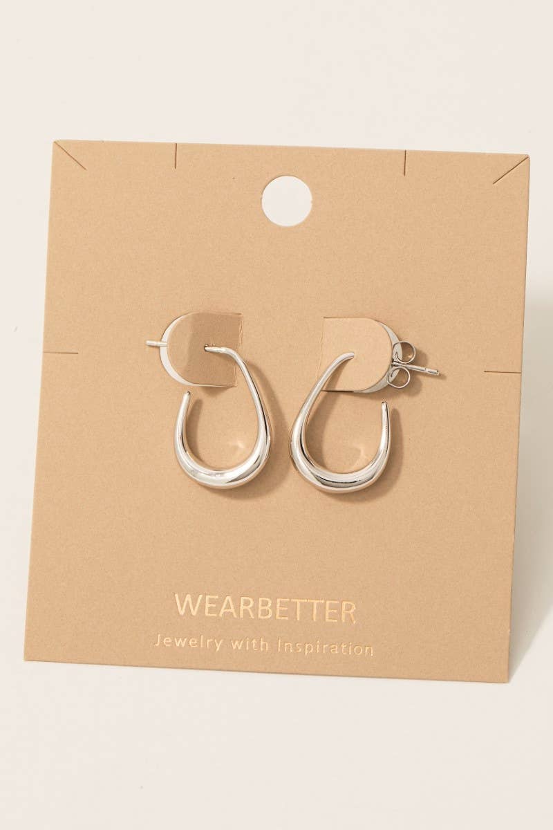 Effortlessly Chic Gold Hoop Earrings