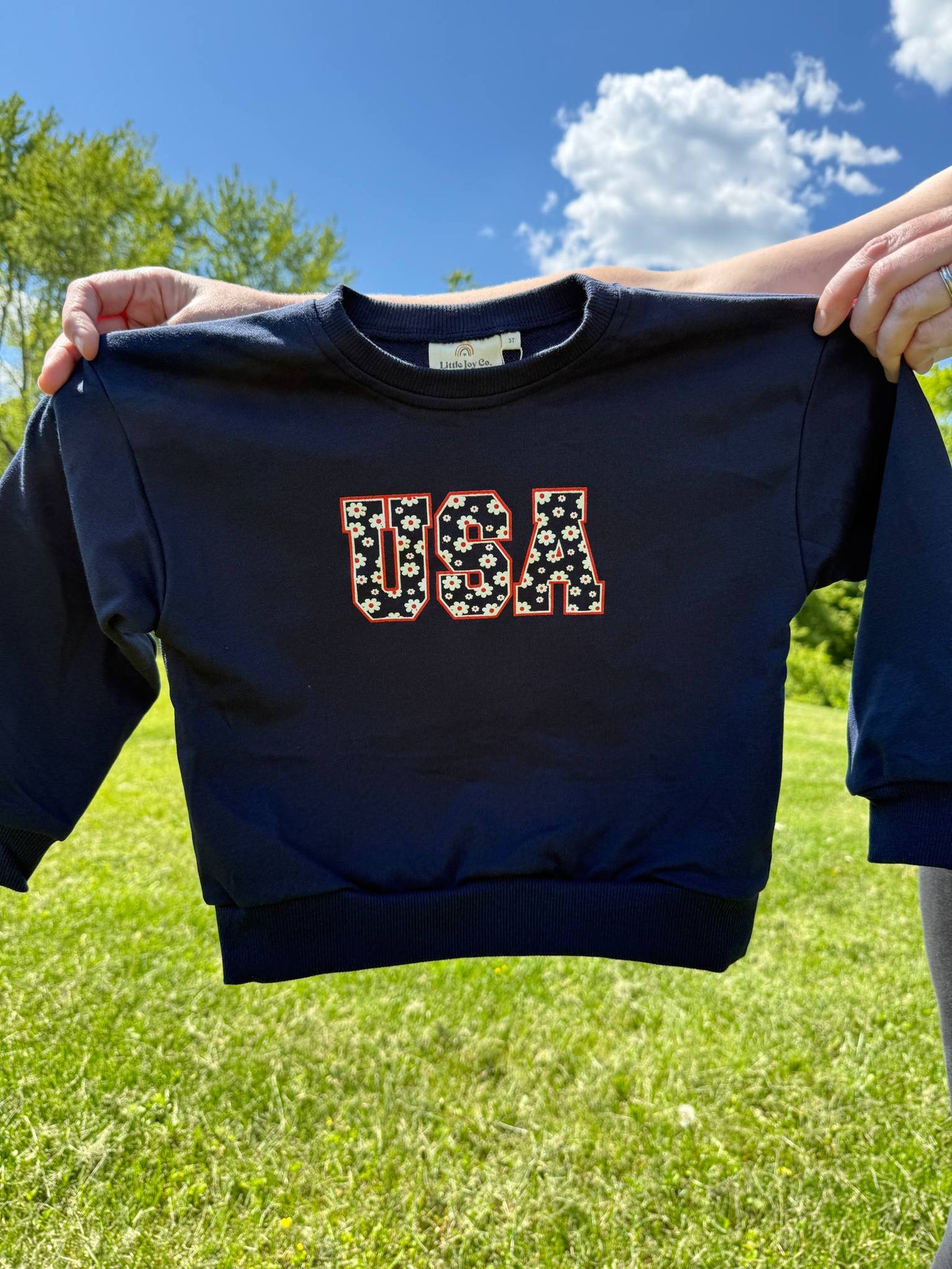 USA Daisy Crewneck Sweatshirt