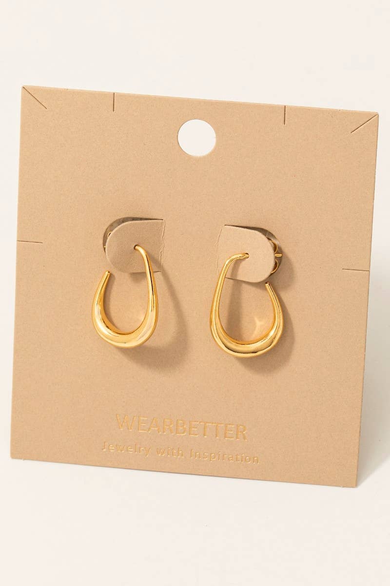 Effortlessly Chic Gold Hoop Earrings