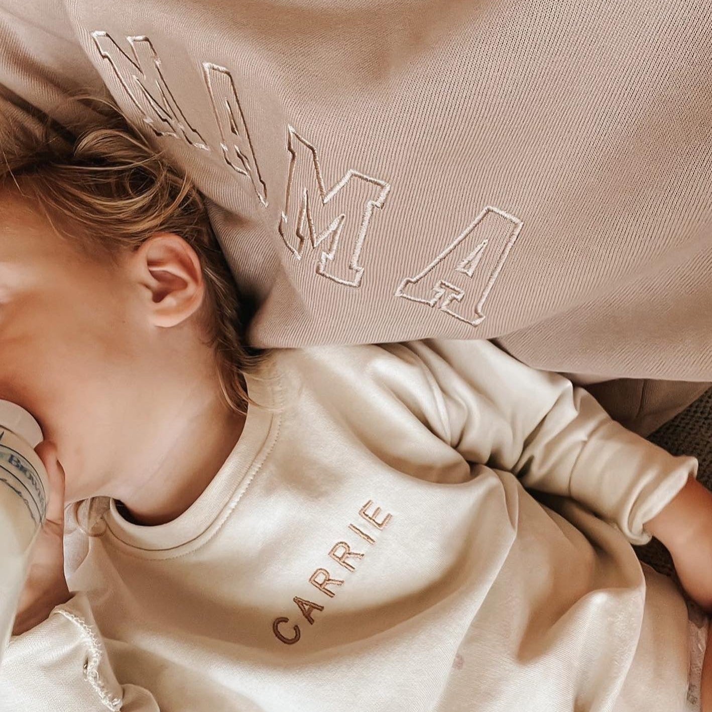 Mama Varsity Embroidered Crewneck Sweatshirt - Neutrals