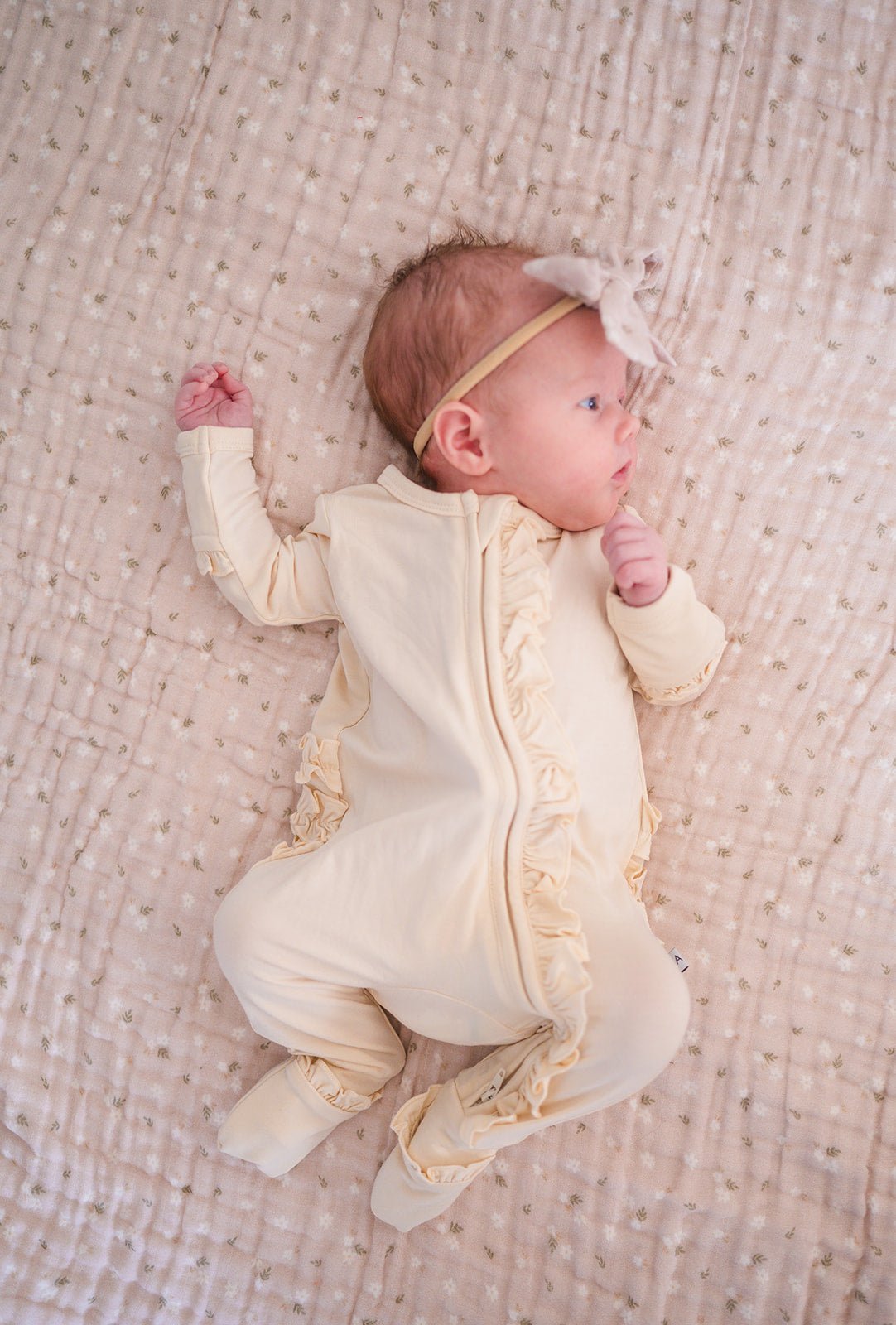 Muslin 6 Layer Blanket - White Tiny Floral